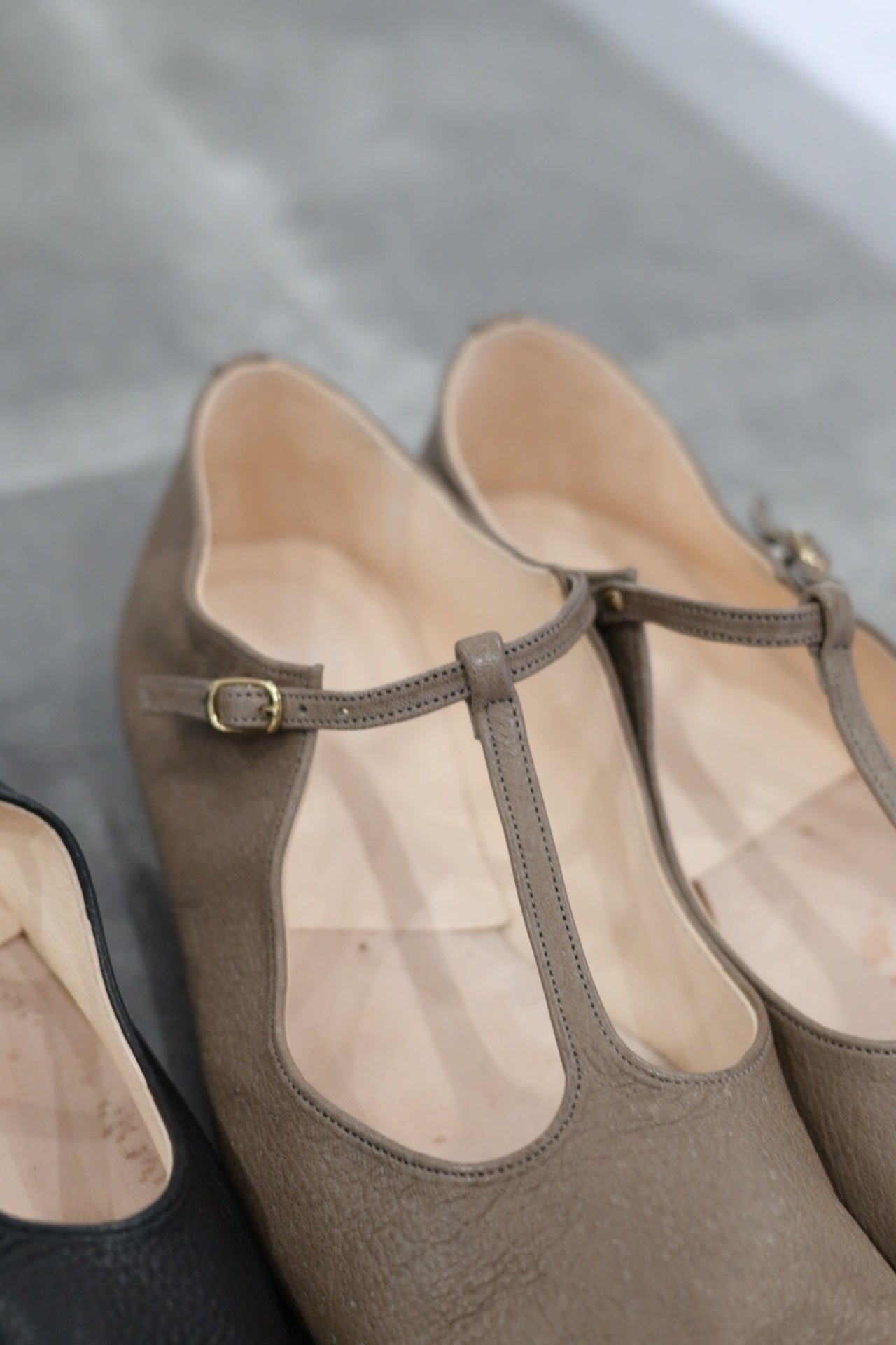 BUILD - T bar shoes