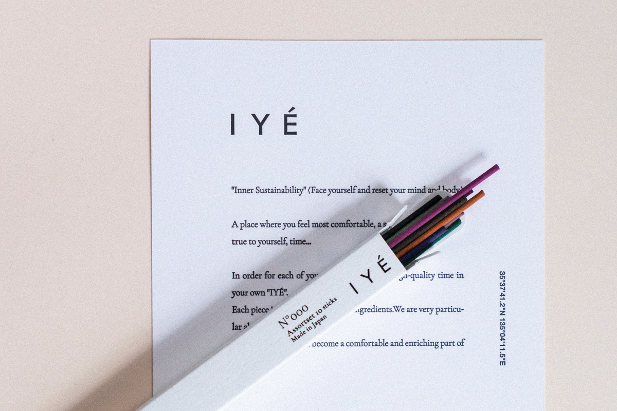 IYÉ (イエ)