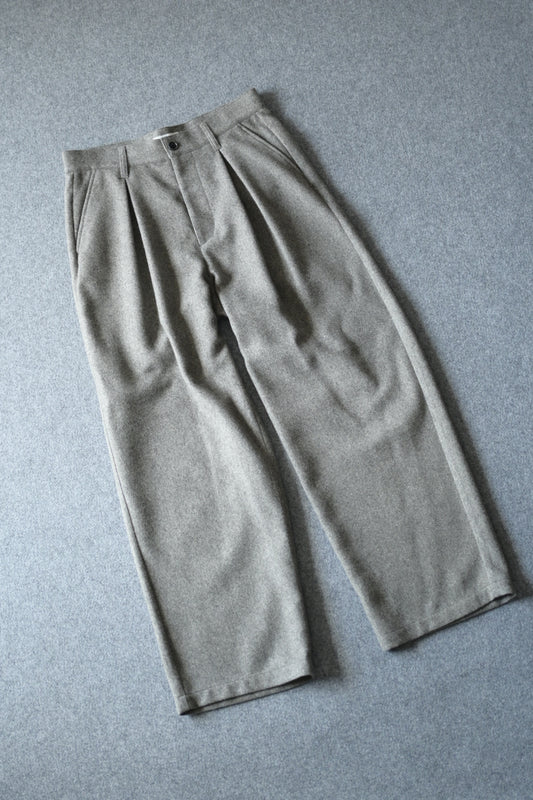 SAYATOMO - 2-Tack Wide Trousers [GRAY]
