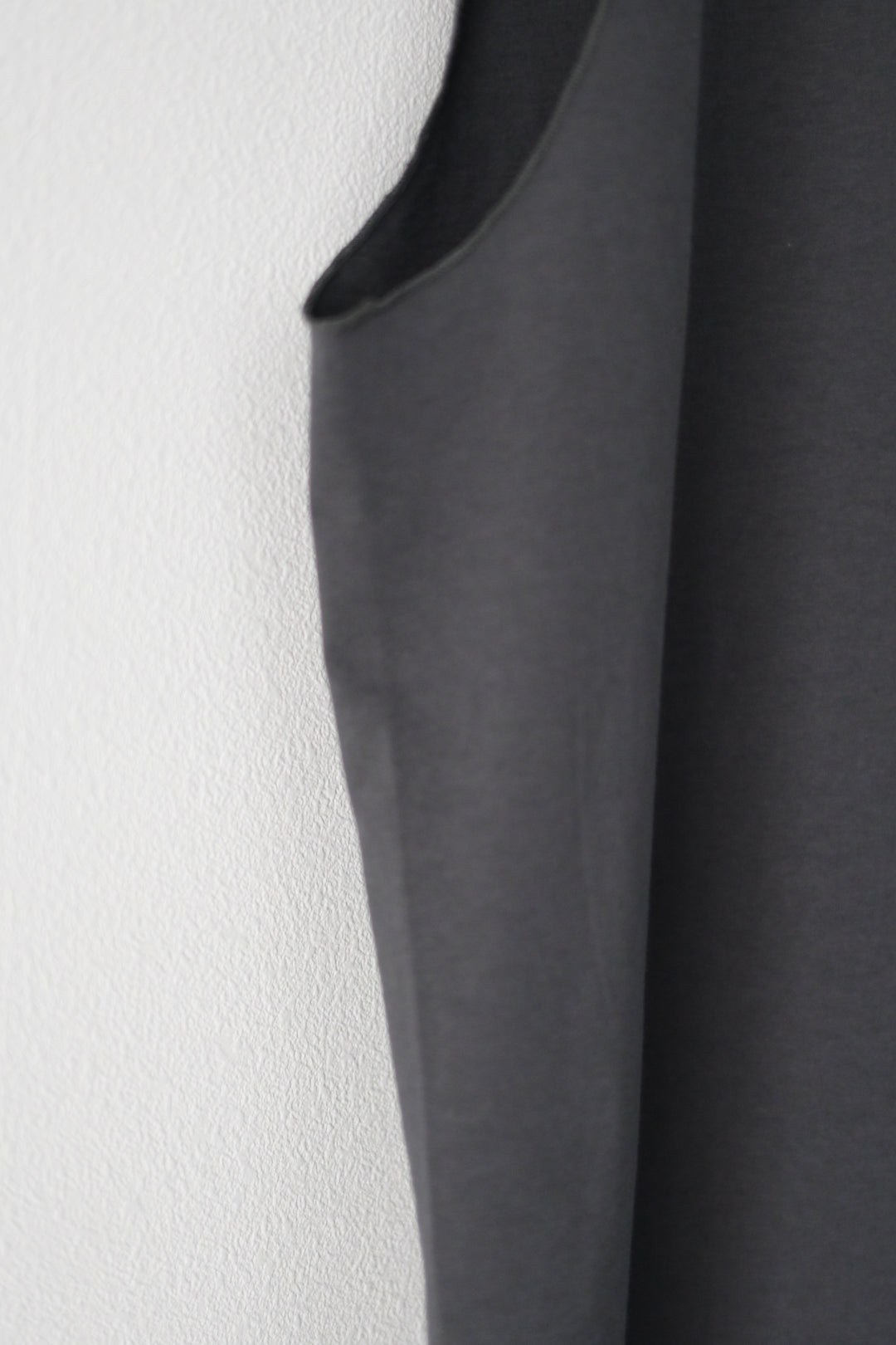 phebus (フィーバス) - COTTON JERSEY SLEEVELESS SHIRT [CHARCOAL]