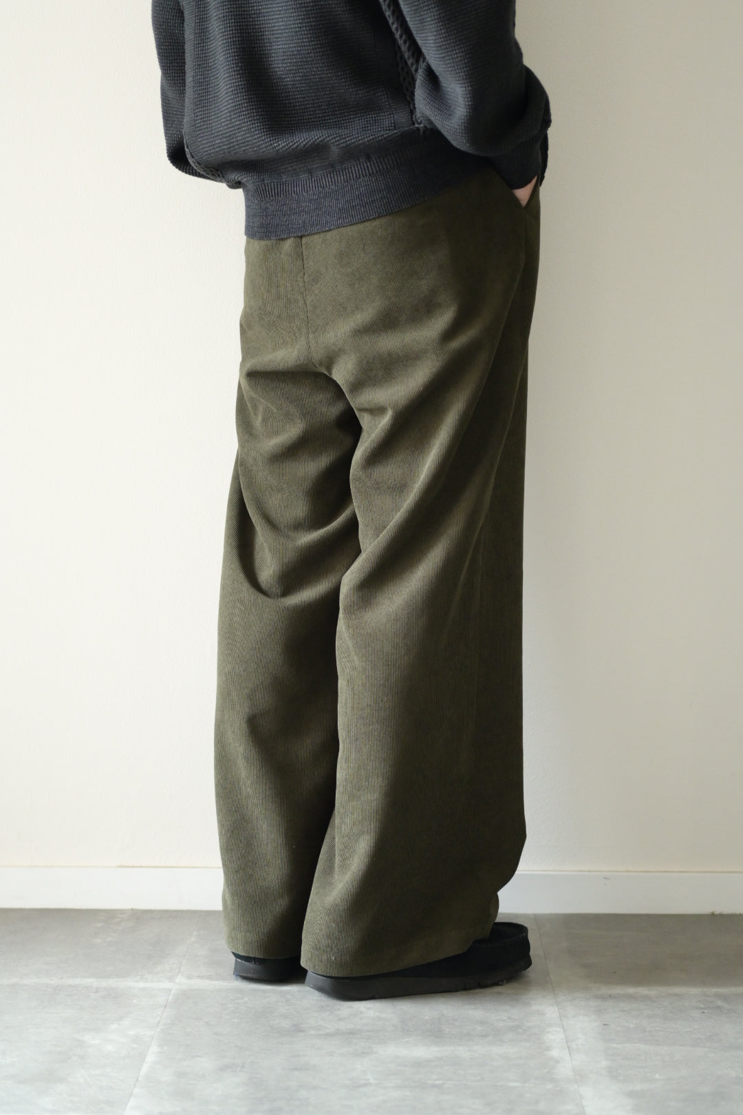 SAYATOMO - 2-Tack Corduroy Baggy Trousers [OLIVE]