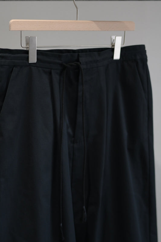 VU - wide silhouette pants [BLACK]