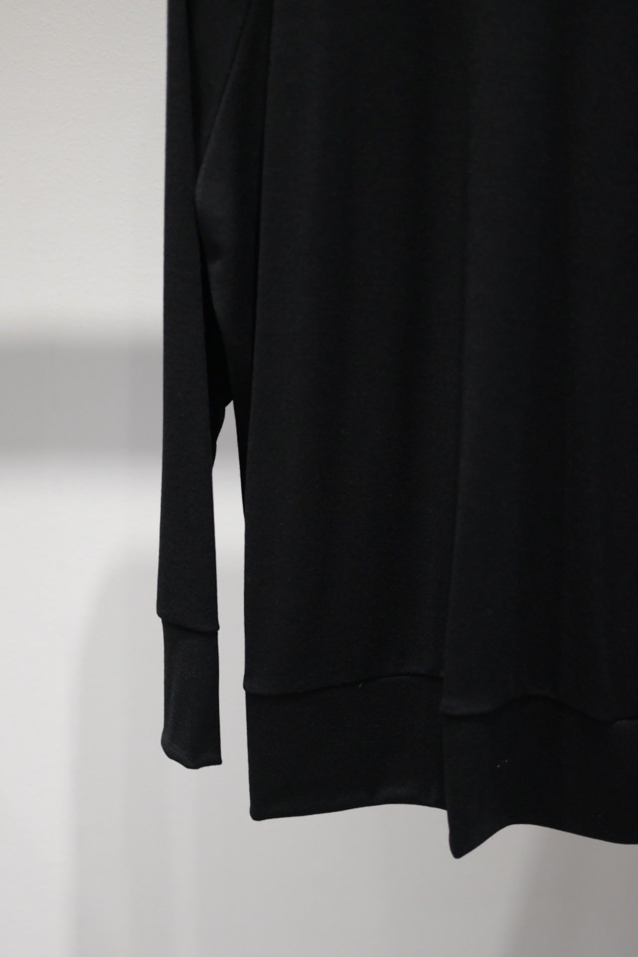 VUm - basic long knit [BLACK]