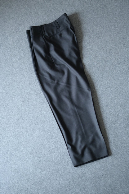 山内 - ヘビーウールツイル・サイドシームレスワンタックパンツ [charcoal gray]