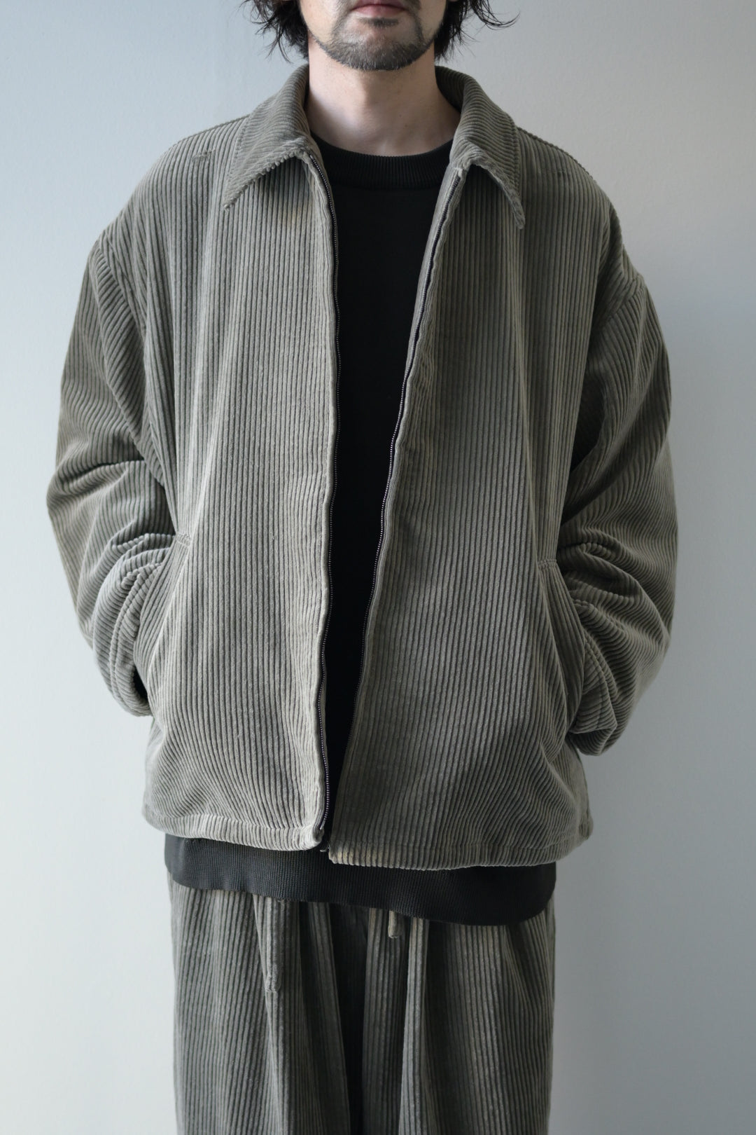 Blanc YM - Corduroy Padded JKT