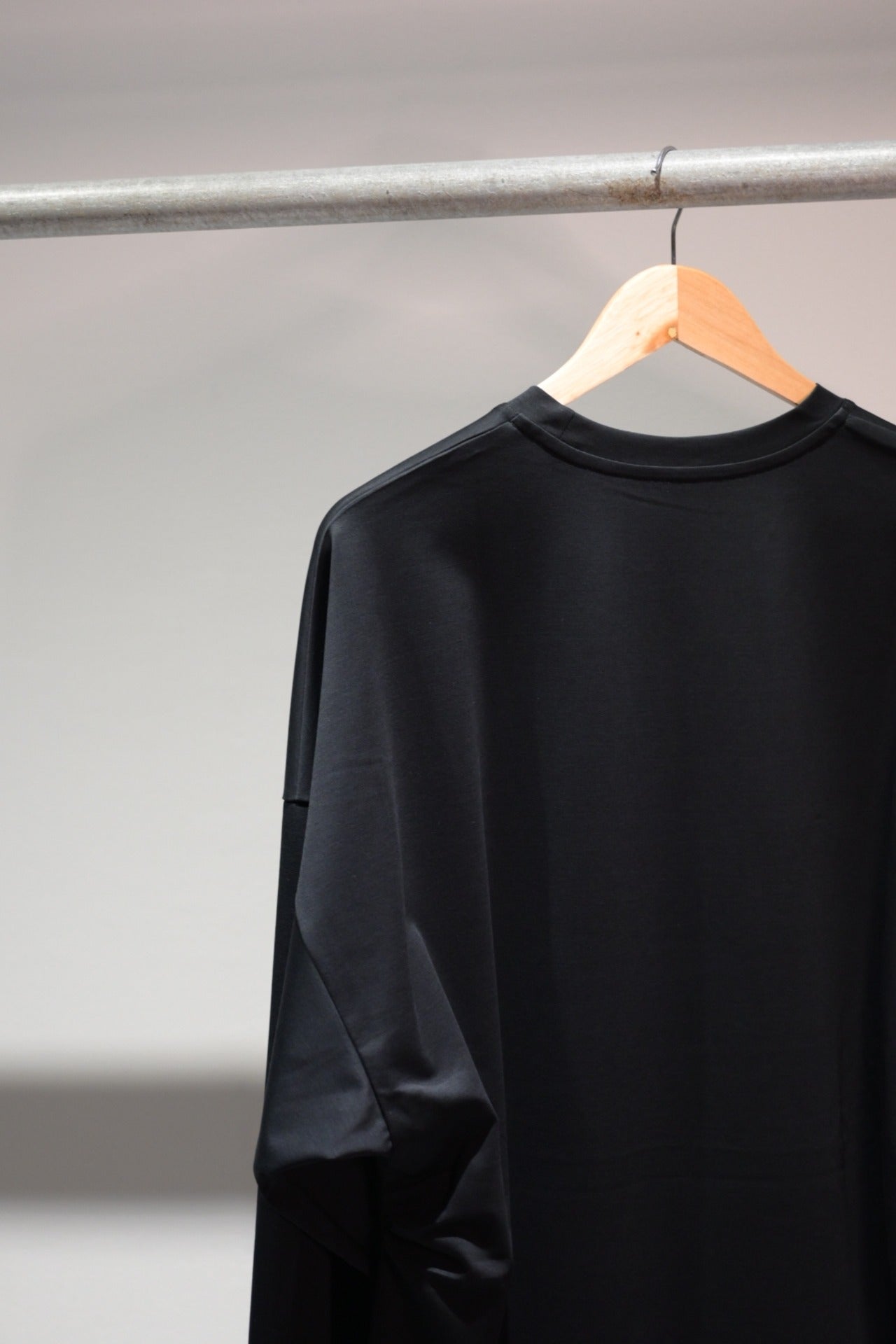 VU - basic long t-shirts [BLACK]
