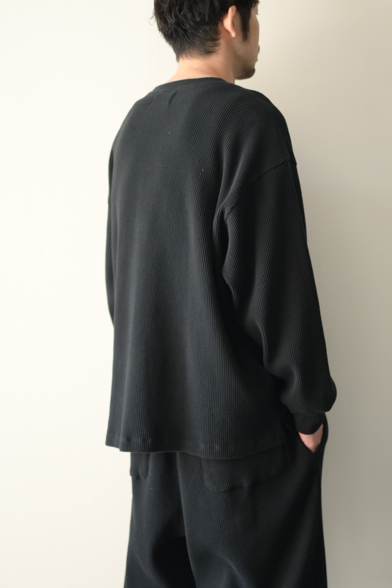 wonderland - Waffle L/S [BLACK]