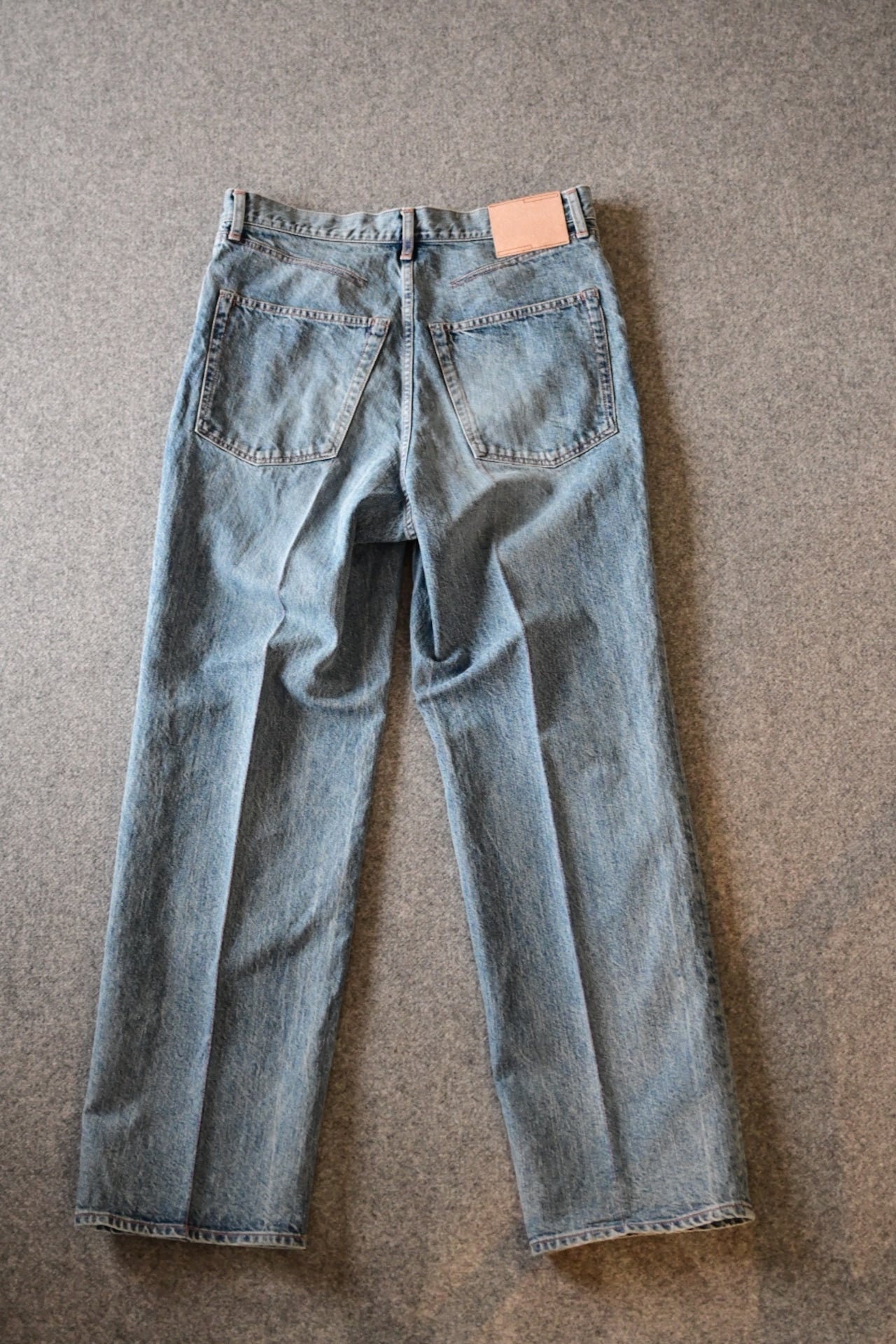 phebus - WASHI DENIM STRAIGHT PANTS [FADE BLUE]