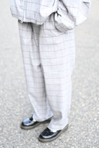 wonderland  - Two Tuck Check Pants