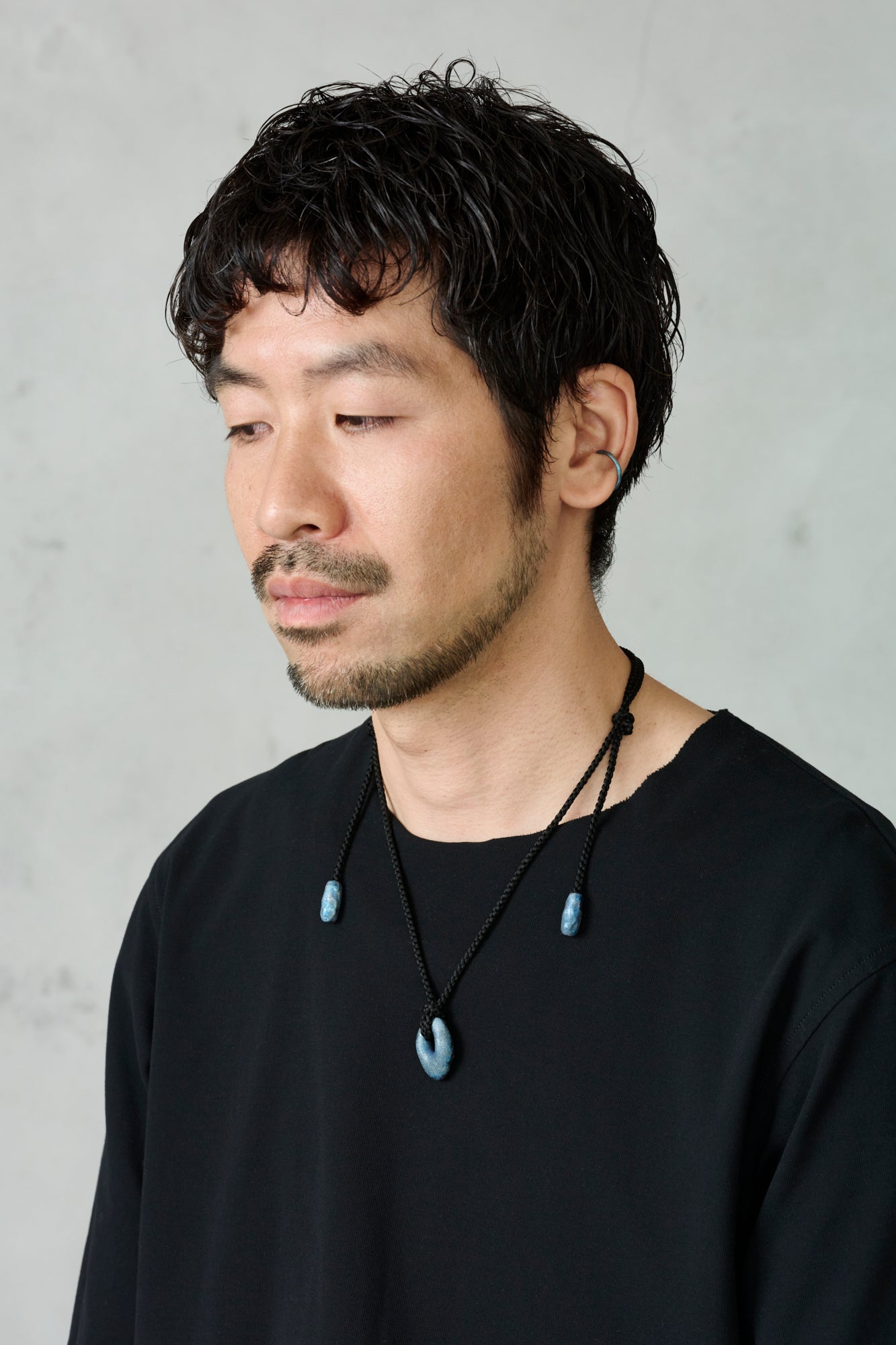 __22[ニニ] Necklace - Uneven Slate