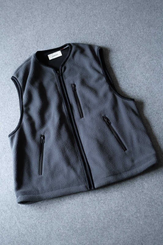 wonderland - Store Vest [GRAY]
