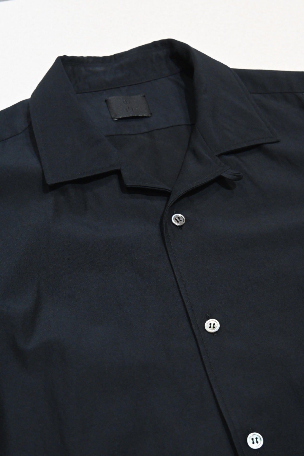 山内 - 2plyキュプラ×コットン・オープンカラーシャツ [charcoal navy]