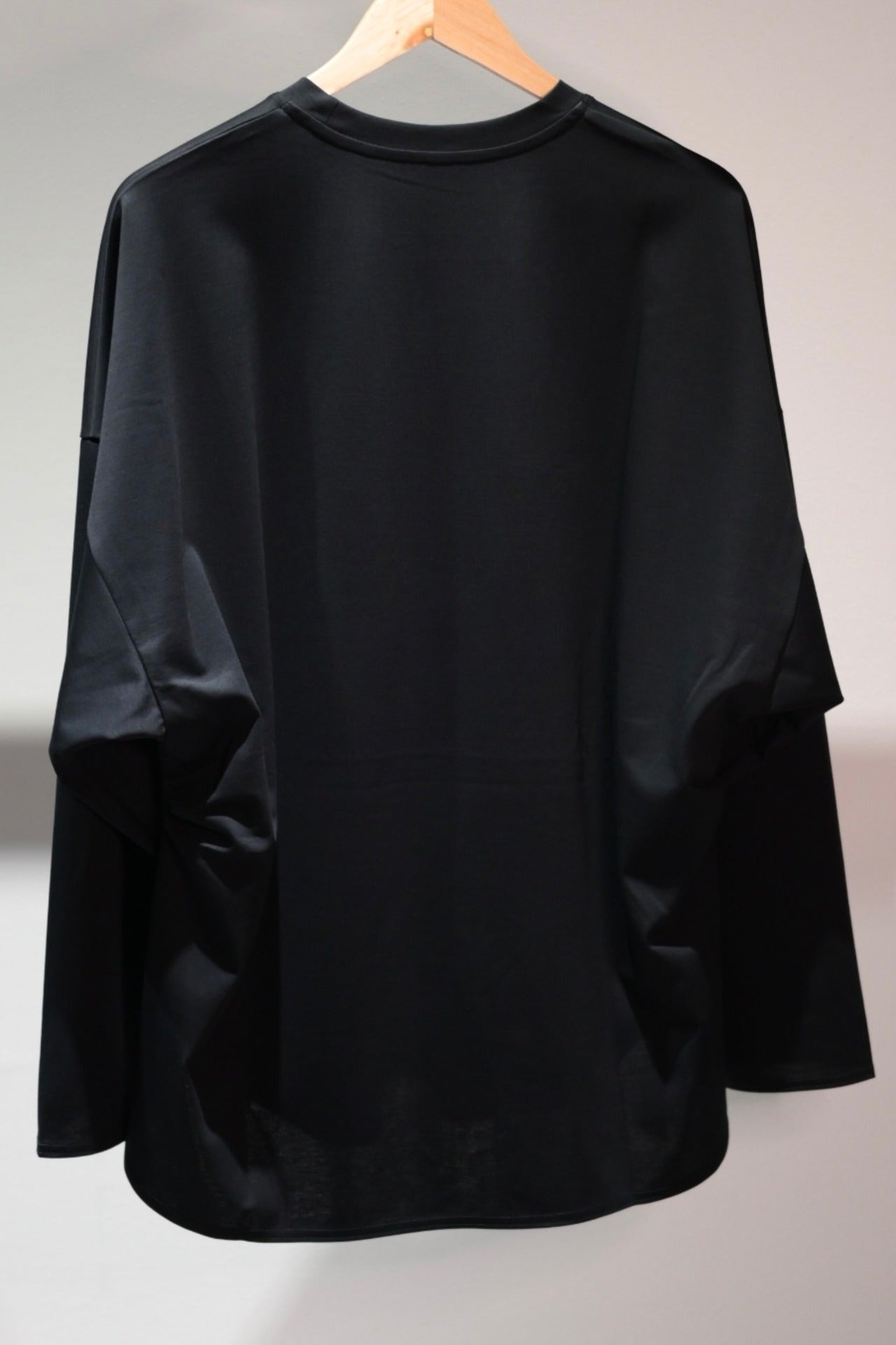 VU - basic long t-shirts [BLACK]