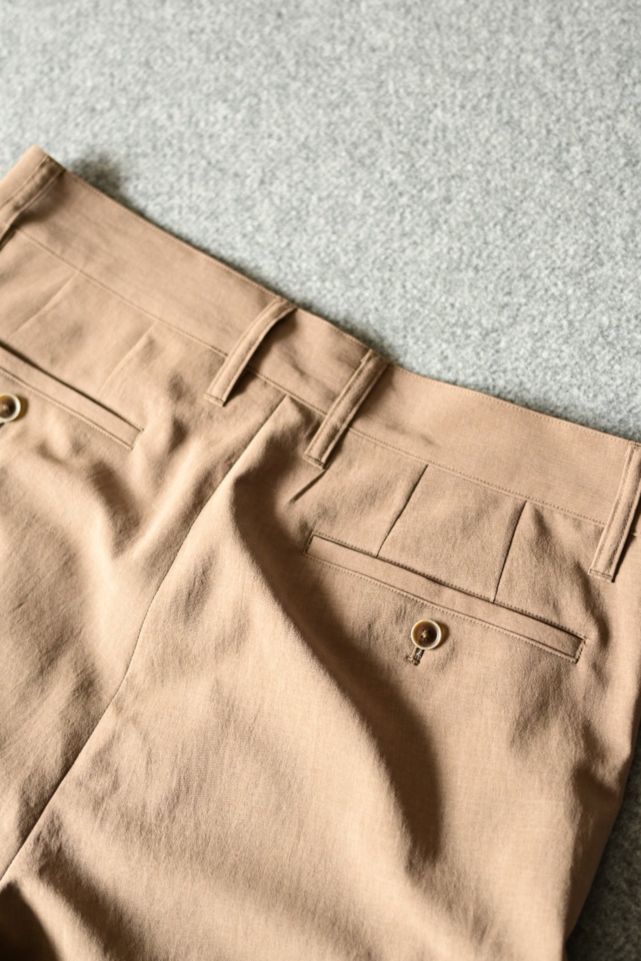 SAYATOMO - 1-Tack Baggy Slacks [BEIGE]