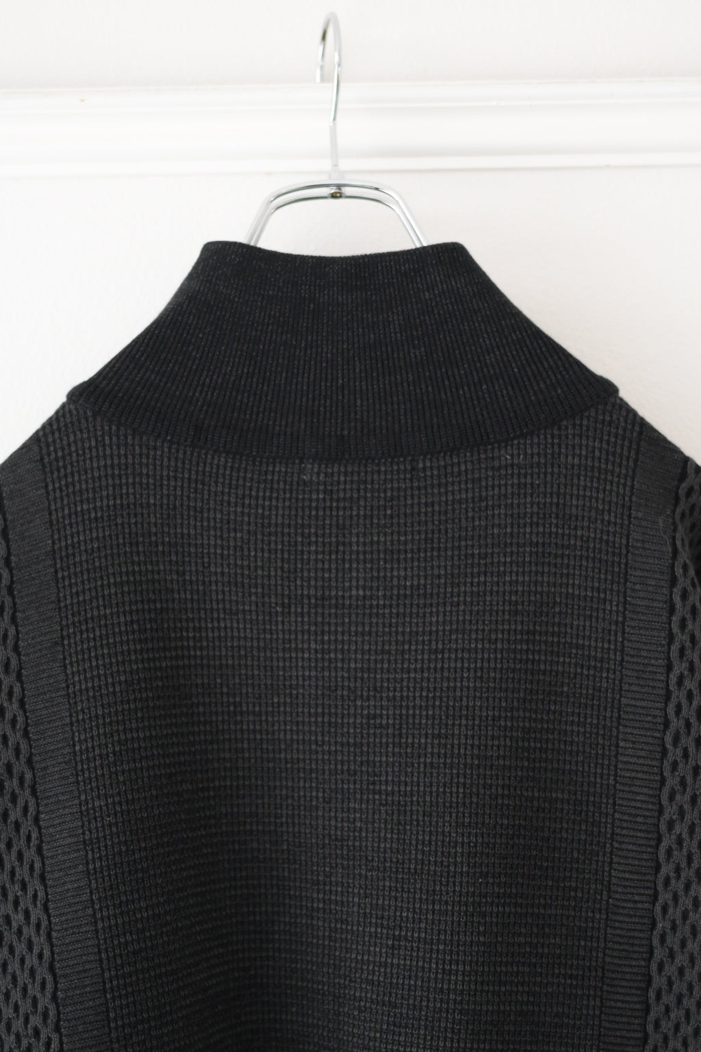 YASHIKI - Karita Half Zip Knit [BLACK]
