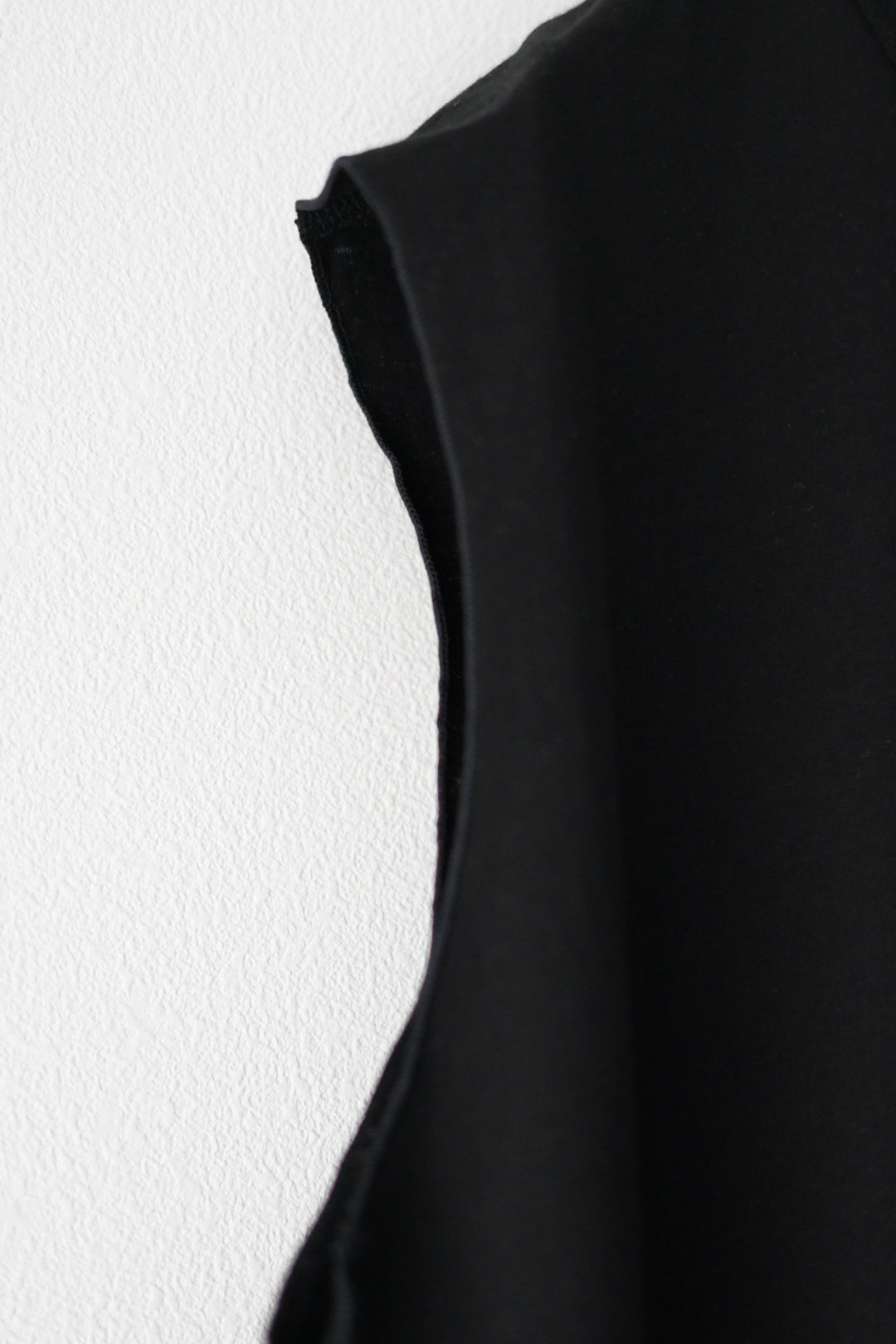 phebus  - COTTON JERSEY SLEEVELESS SHIRT [BLACK]