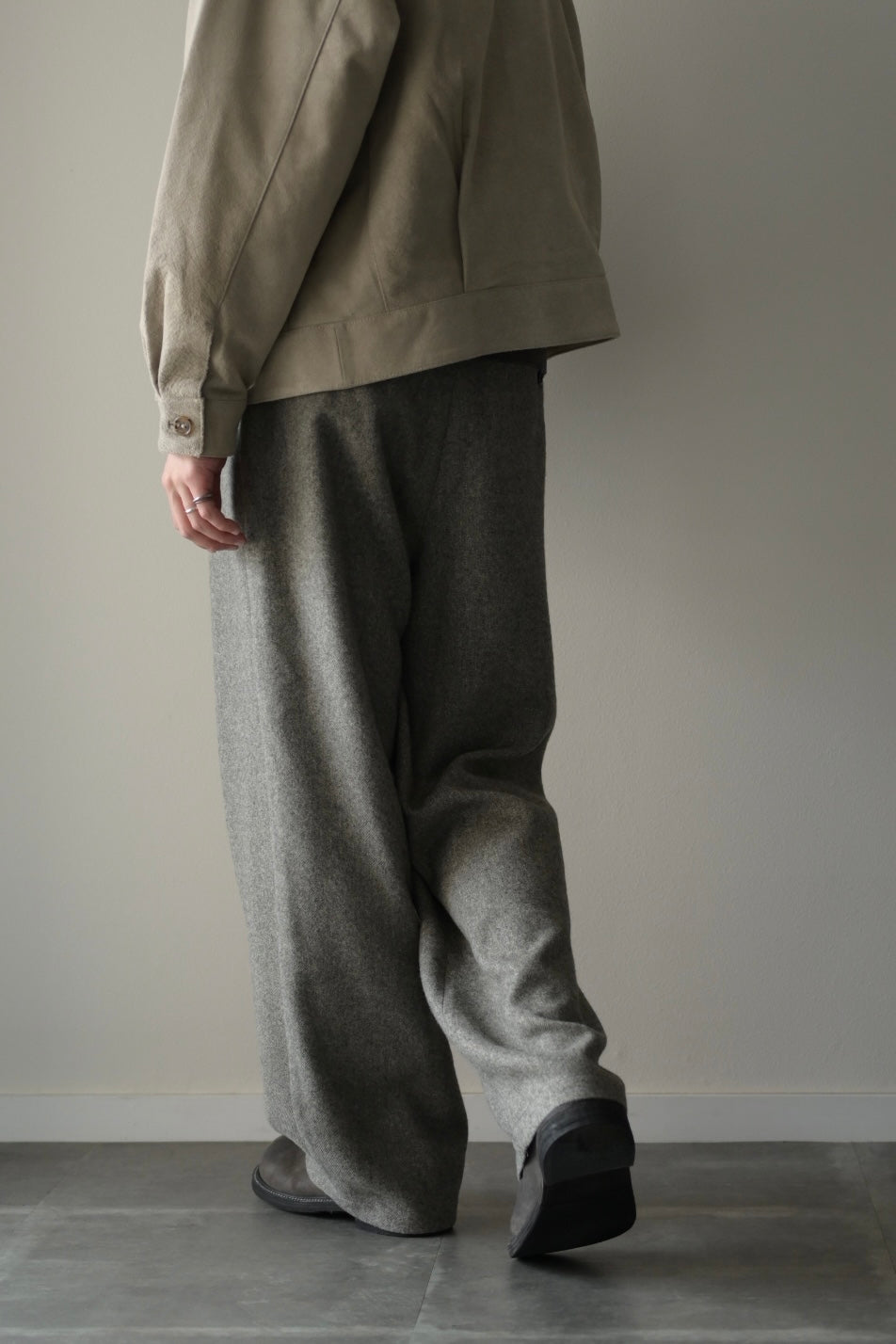 SAYATOMO  - 2-Tack Wide Trousers [GRAY]