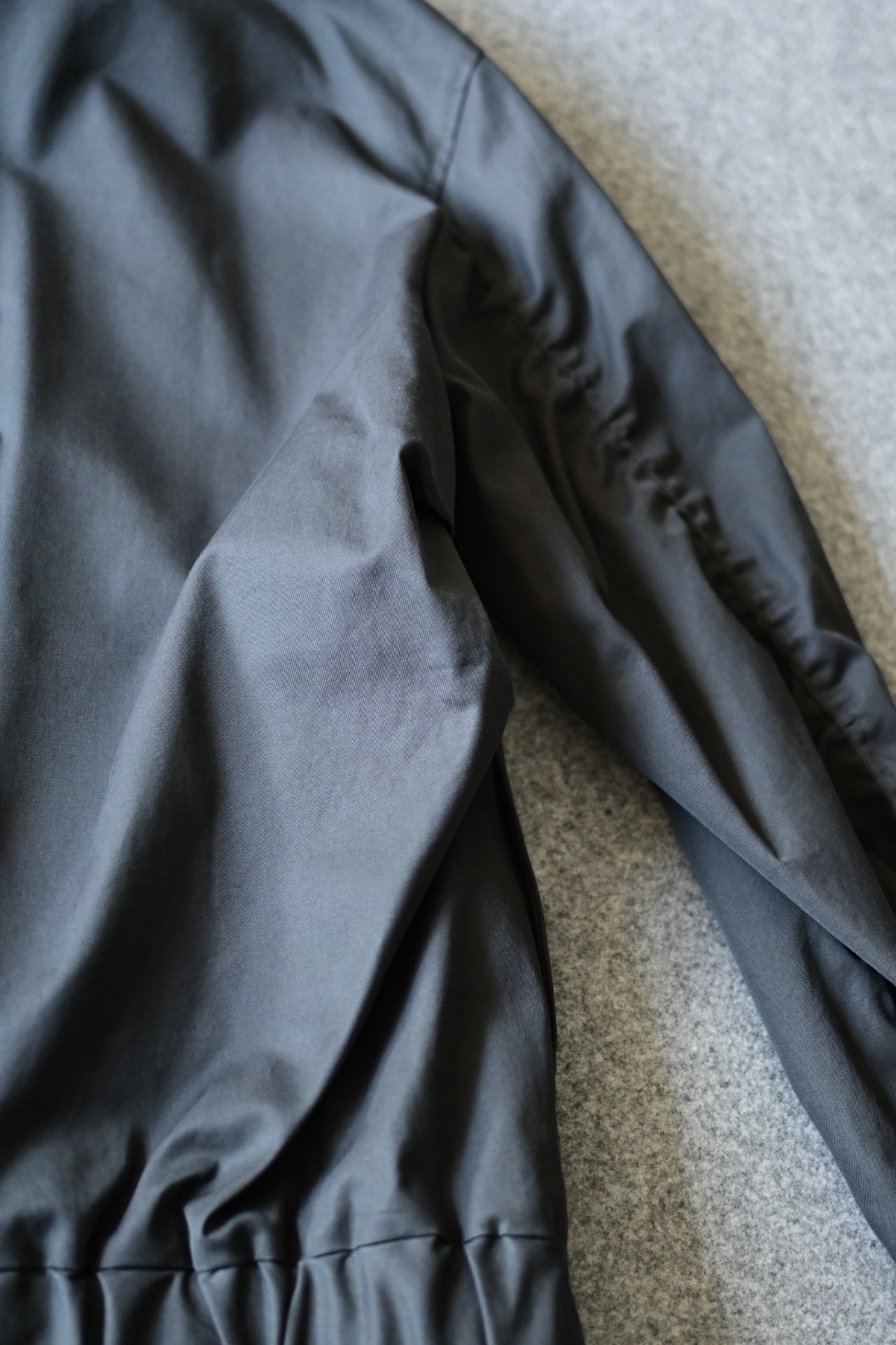 VU - short flight blouson [GRAPHITE]