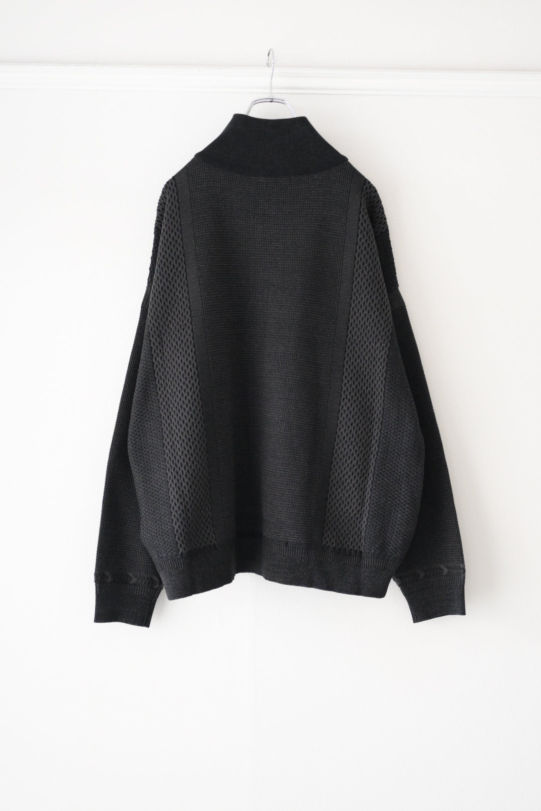 YASHIKI - Karita Half Zip Knit [BLACK]