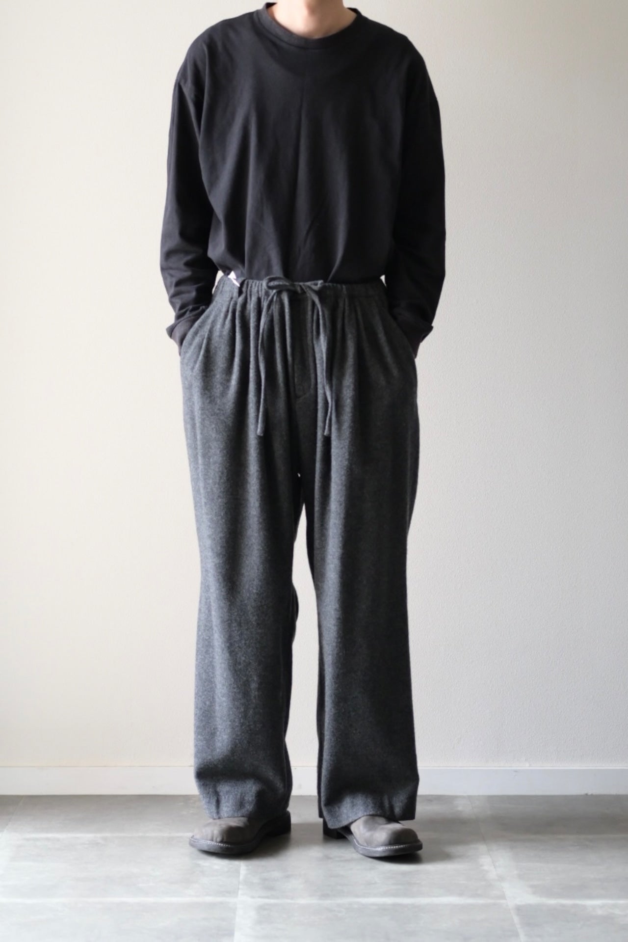 Blanc YM - CASHMERE WIDE PANTS [CHARCOAL GRAY]
