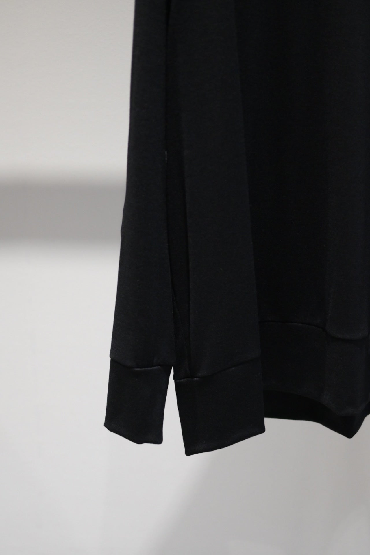 VUm - basic long knit [BLACK]