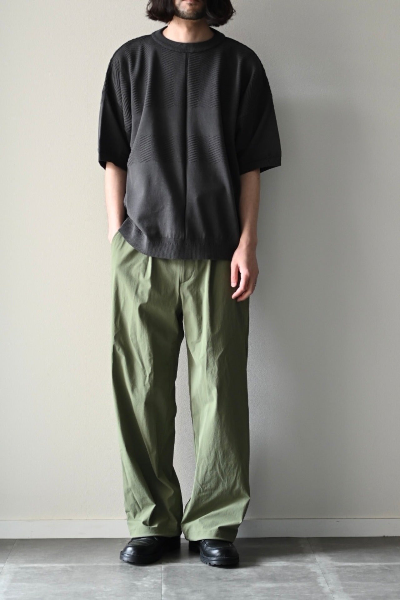 YASHIKI Sogon Knit [CHARCOAL] 通販 | ヤシキ 半袖ニット | turf