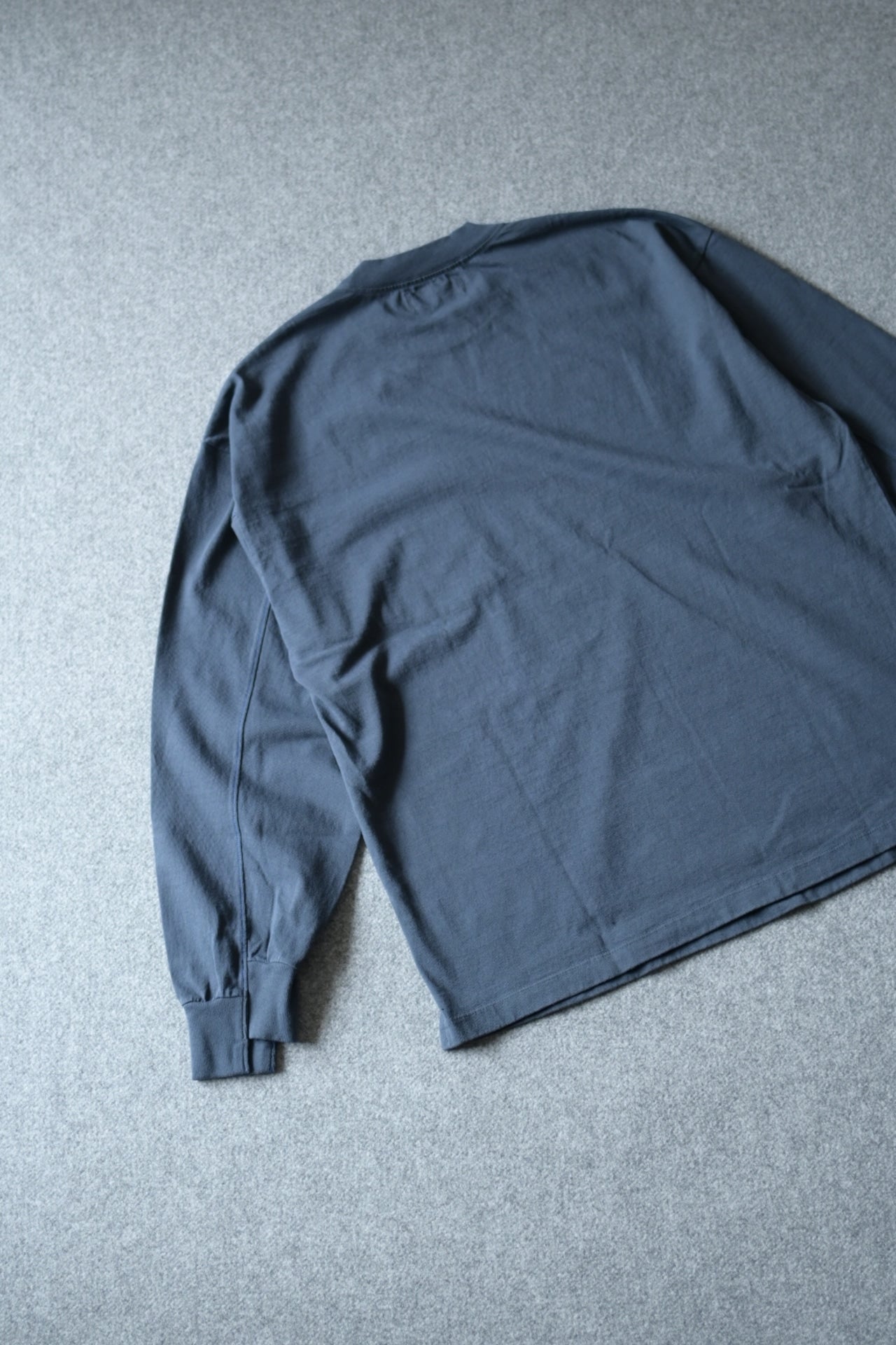 wonderland - Stitch L/S T-shirts [CHARCOAL]