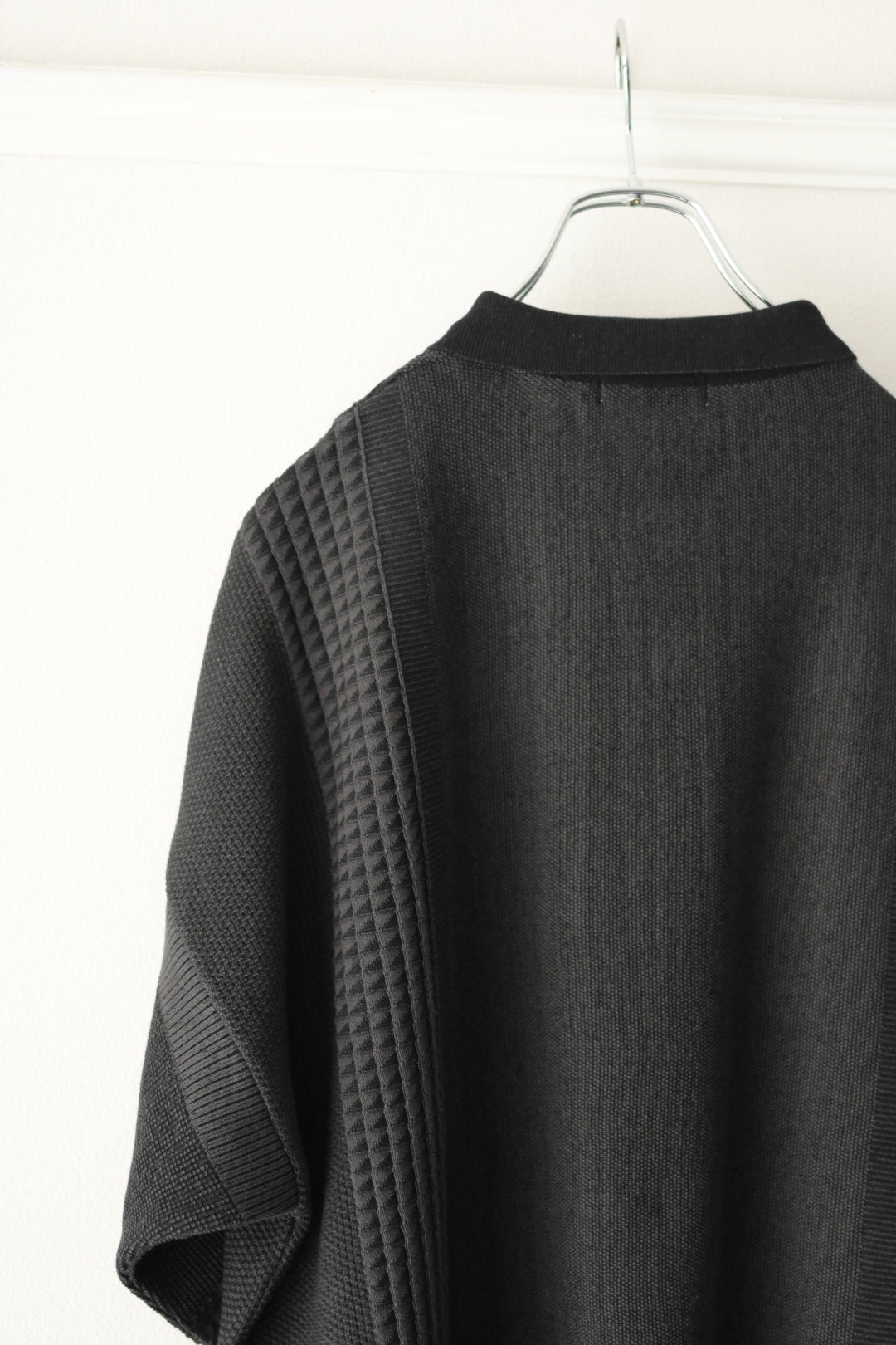 YASHIKI (ヤシキ) - Aotsuyu Knit Polo [BLACK]