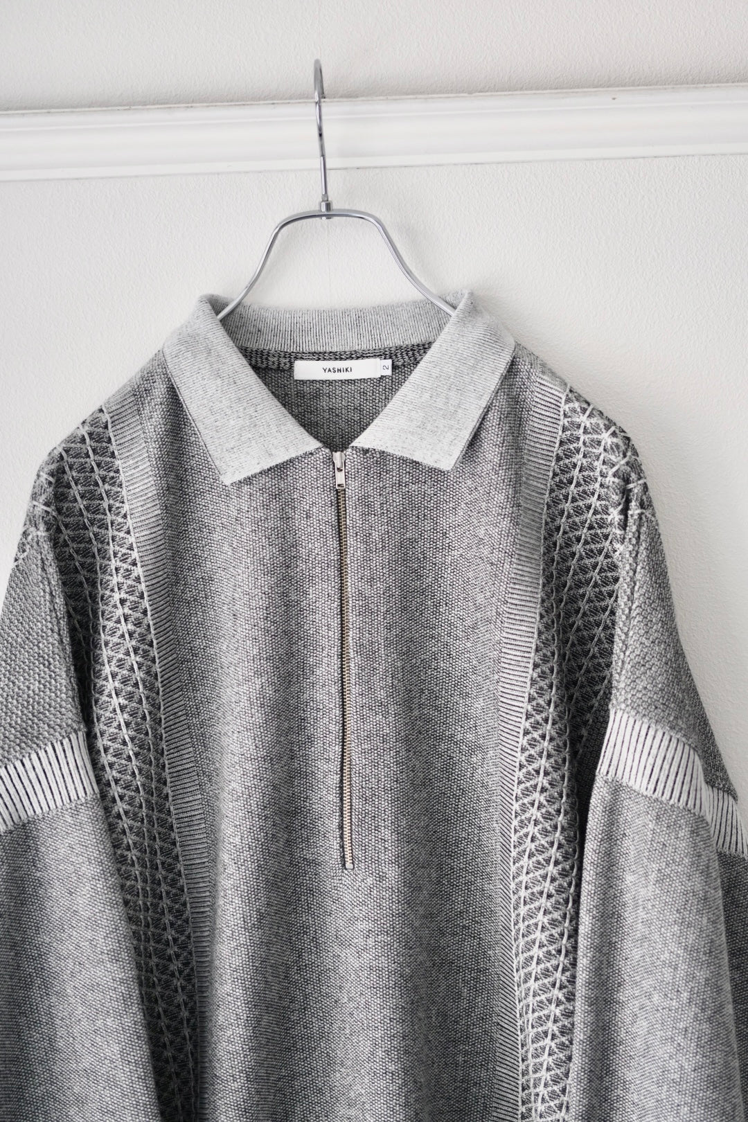 YASHIKI Kanto Zip Polo [MIX-GRAY] 通販 | ヤシキ ニットポロ | turf