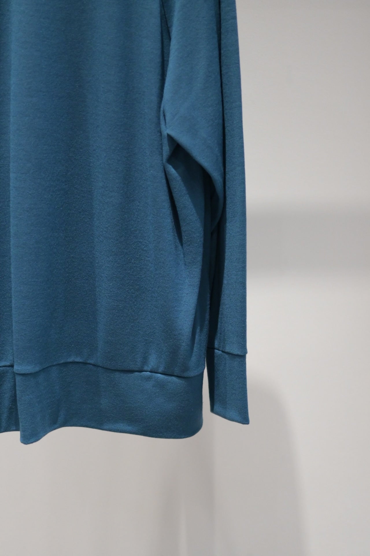 VUm - basic long knit [LIGHT BLUE]