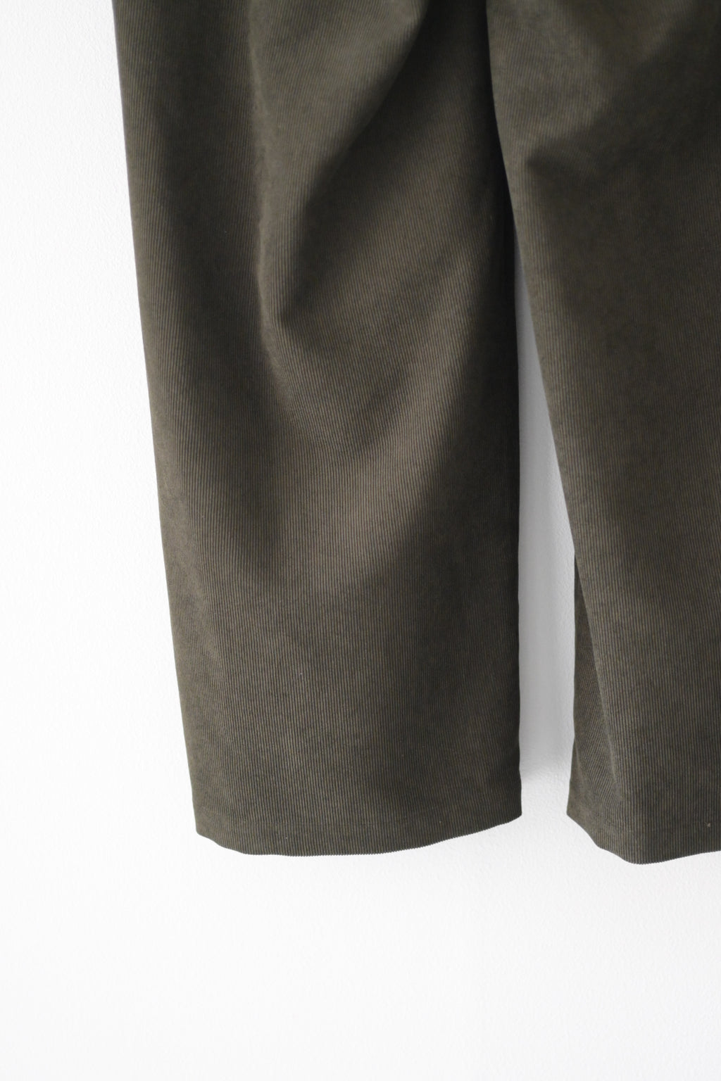 SAYATOMO - 2-Tack Corduroy Baggy Trousers [OLIVE]