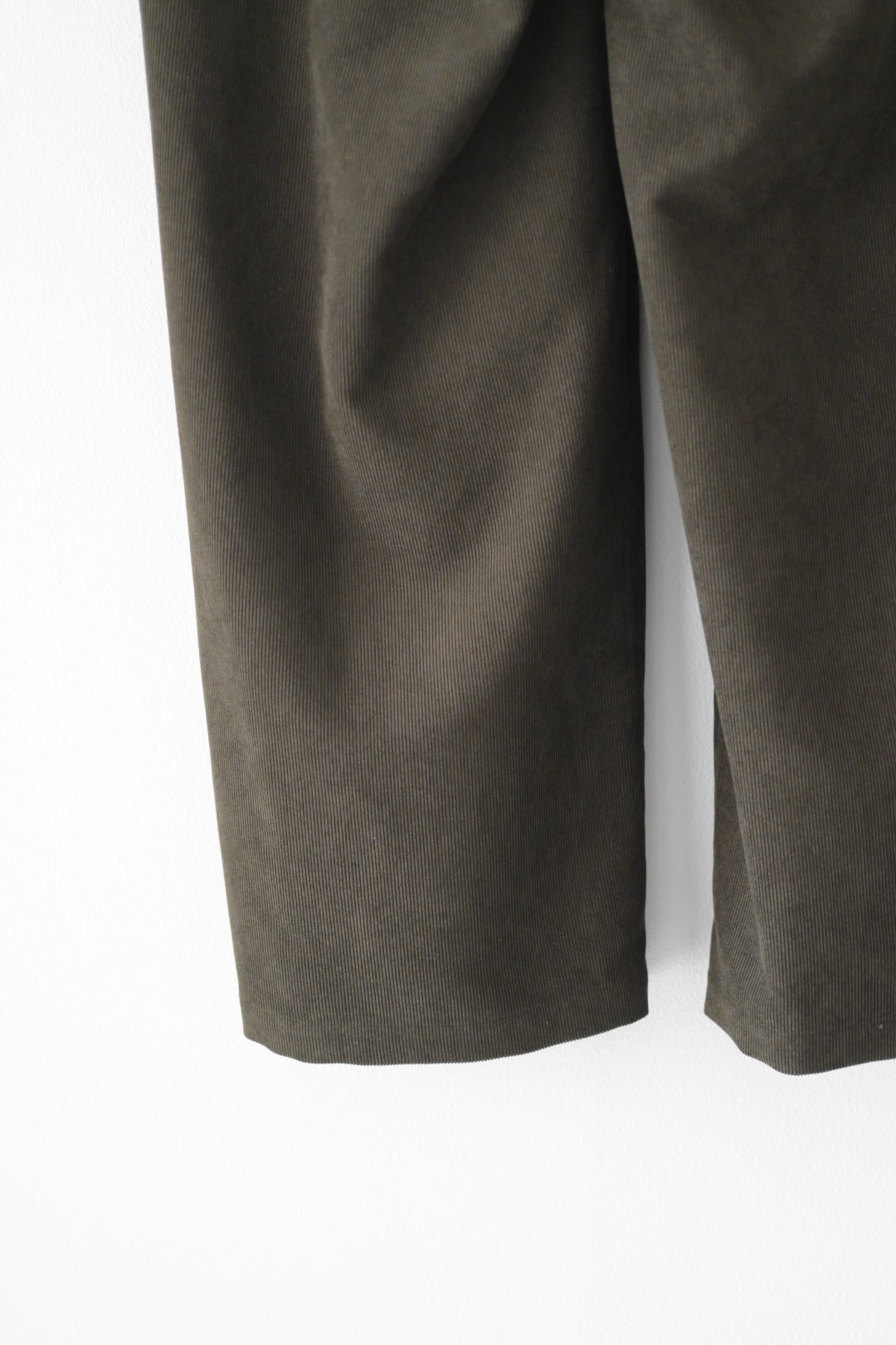 SAYATOMO - 2-Tack Corduroy Baggy Trousers [OLIVE]