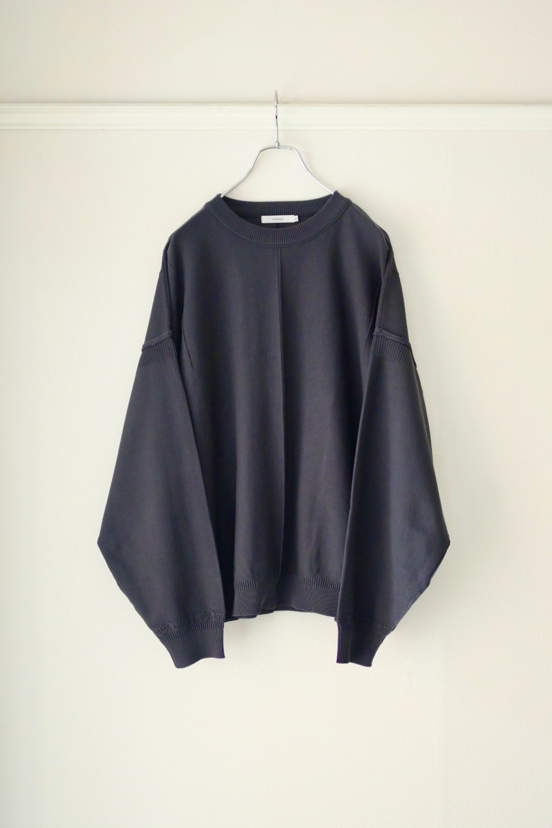 YASHIKI ヤシキ mebuki knit チャコール