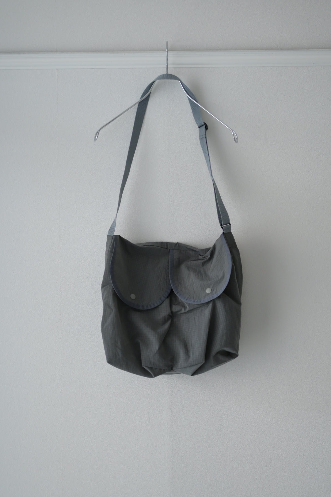 wonderland (ワンダーランド) - Large Pocket