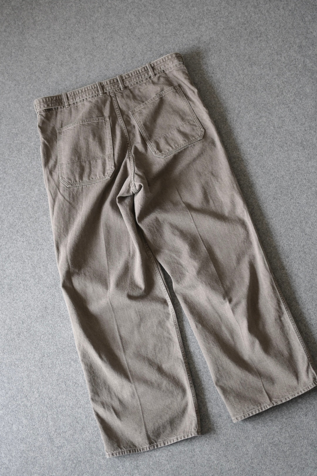 phebus - SULFUR DYE DENIM BELTED PANTS [GRAY]