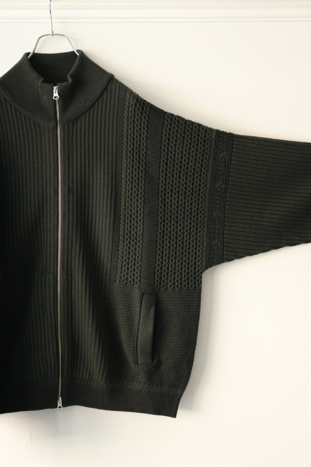 YASHIKI - Akiiro Drivers Knit [DARK-OLIVE]