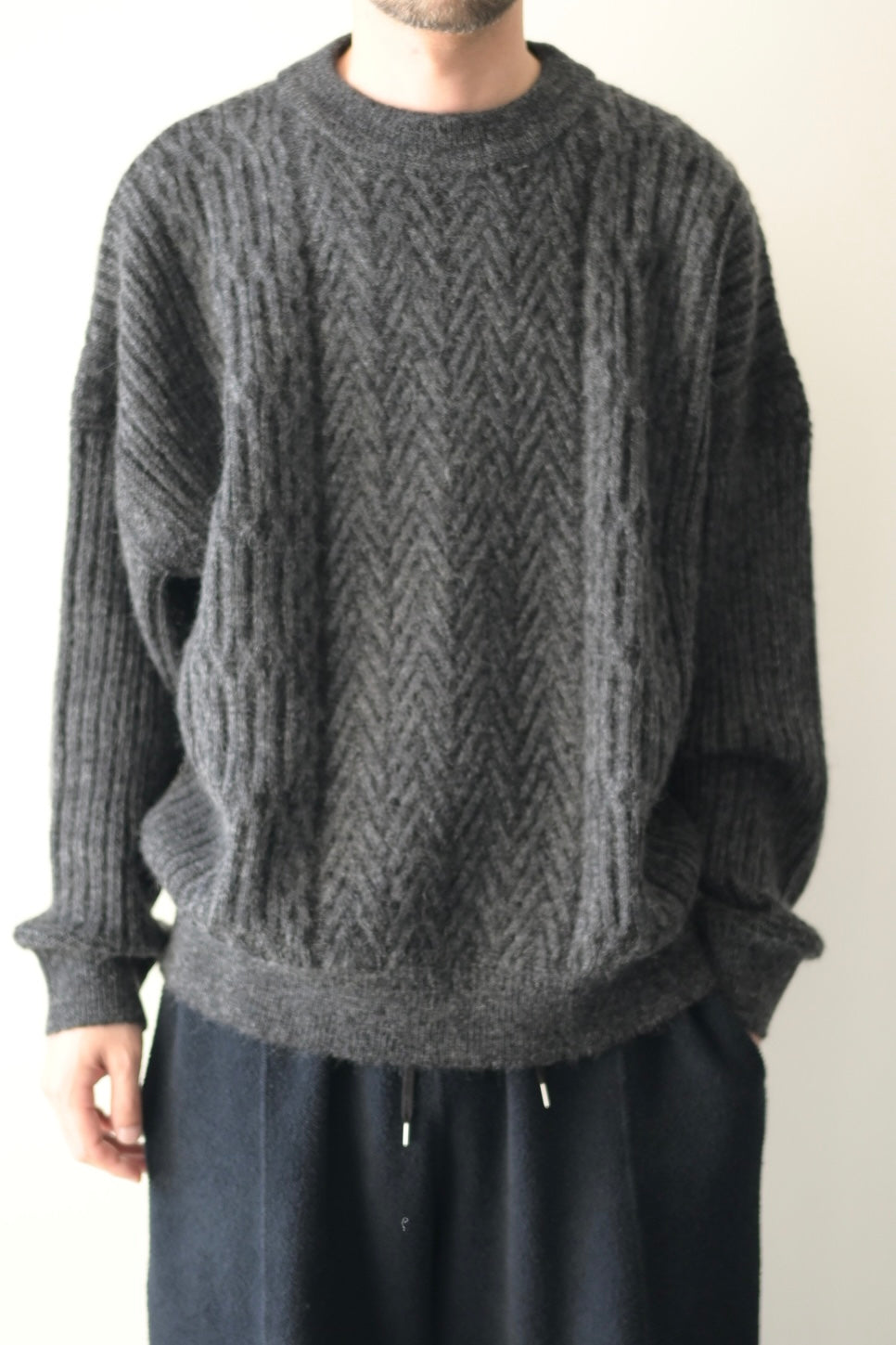 YASHIKI - Sekkei mohair Knit [BLACK]