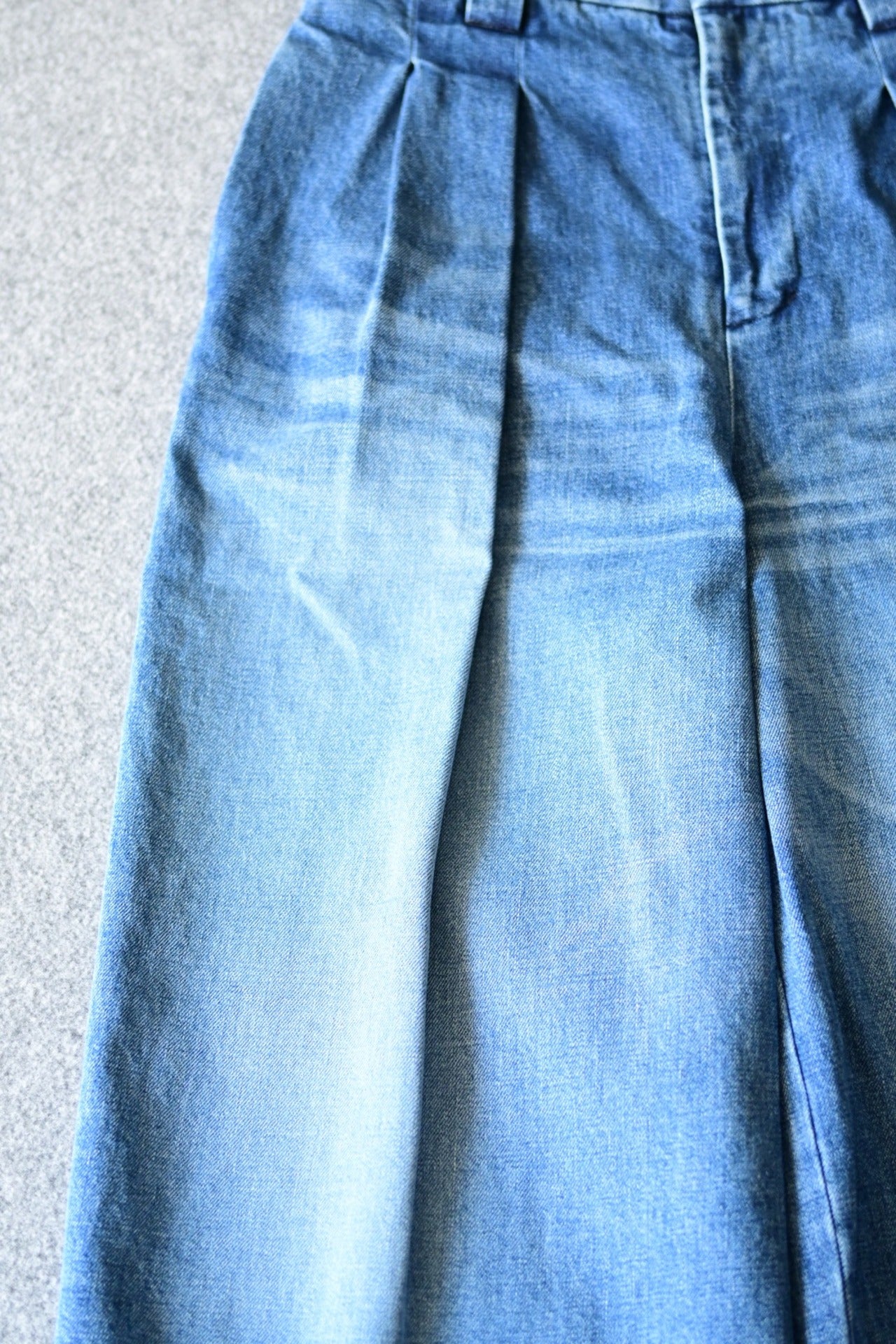 VU - vintage denim knee wide pants [VINTAGE BLUE]