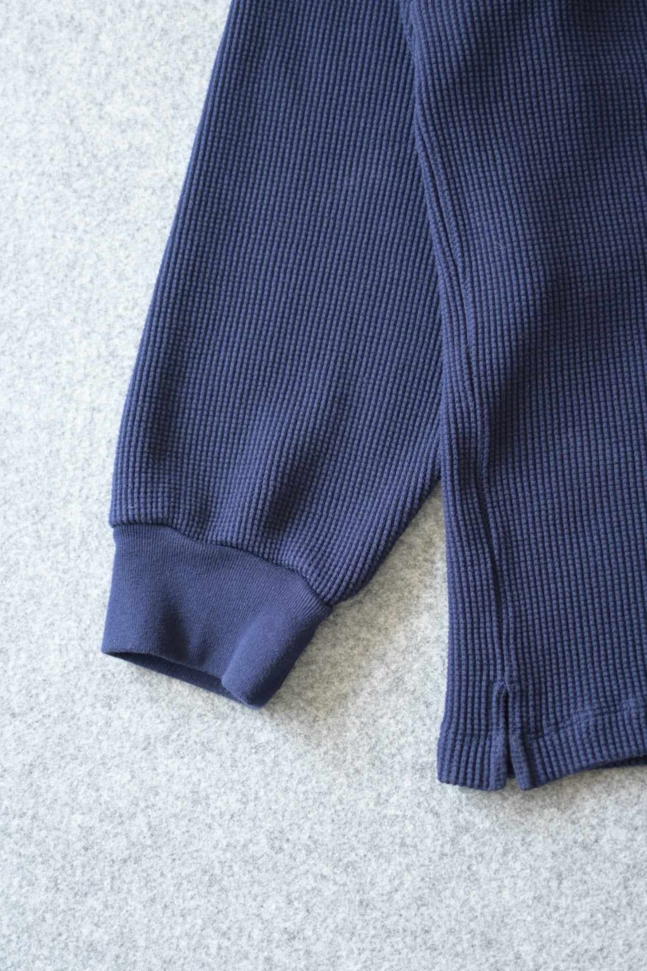 wonderland - Waffle L/S [DARK NAVY]