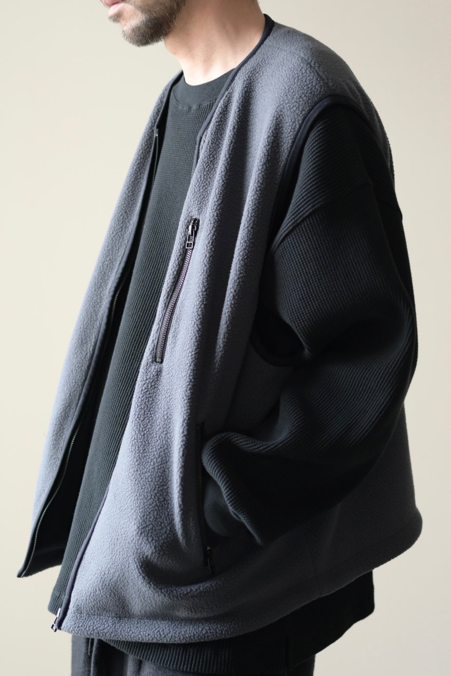 wonderland  - Store Vest [GRAY]