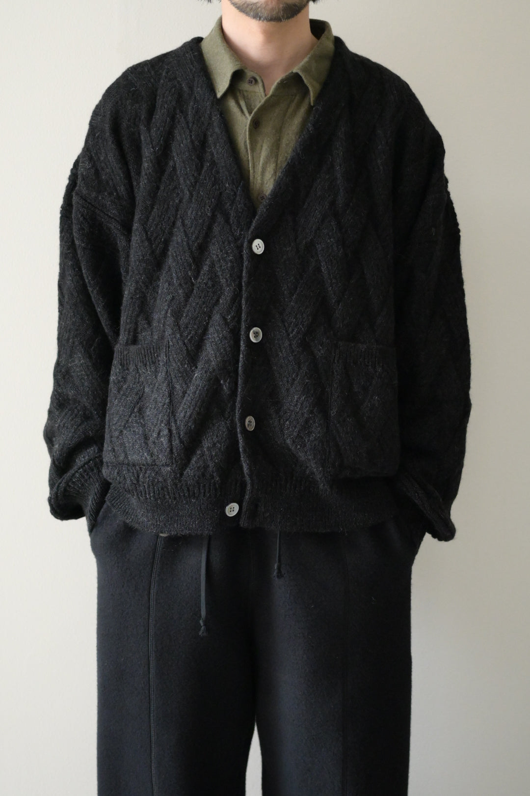 YASHIKI - Ochiba mohair Cardigan [BLACK]
