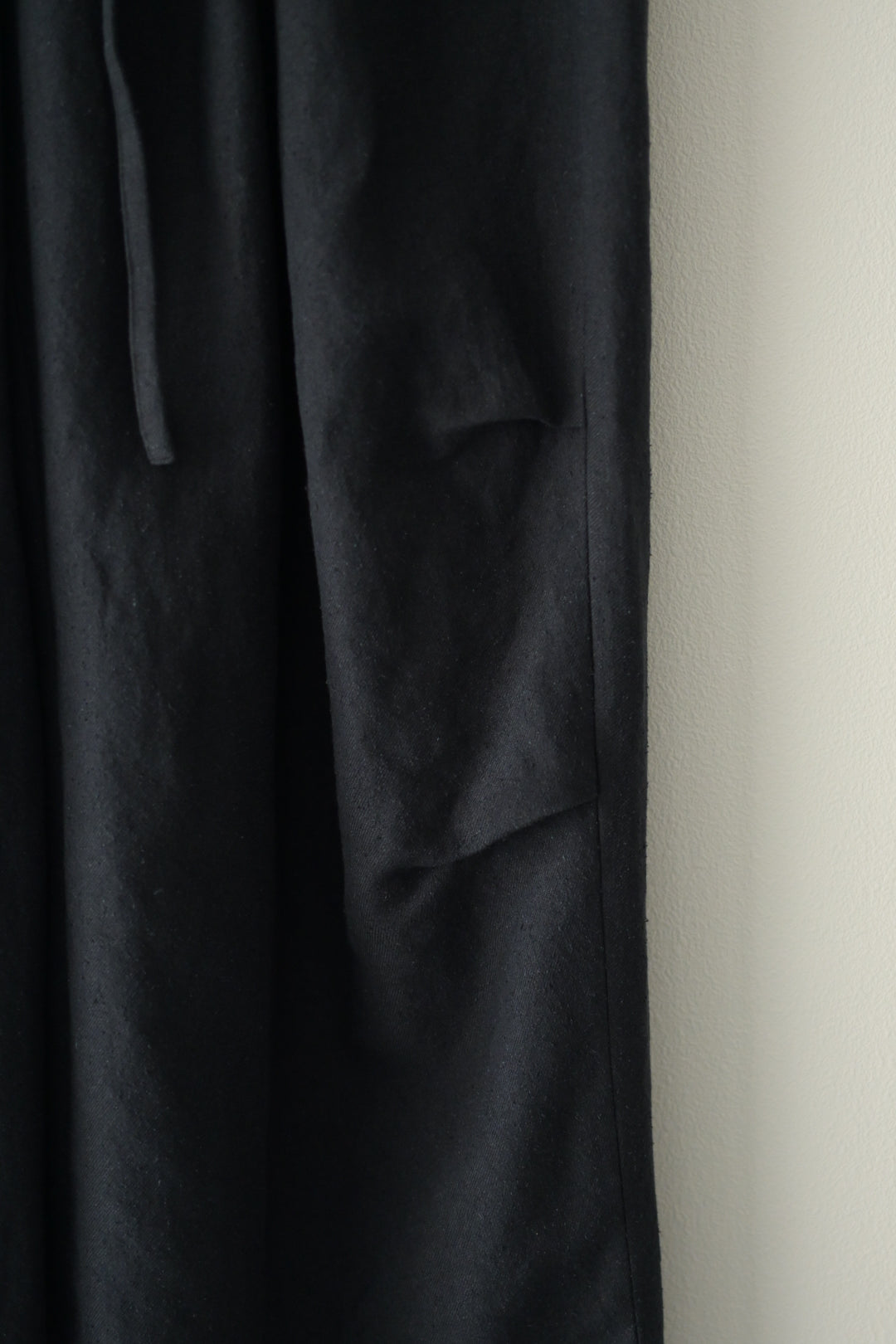 Blanc YM - Linen Silk Wide Knee Tuck Pants