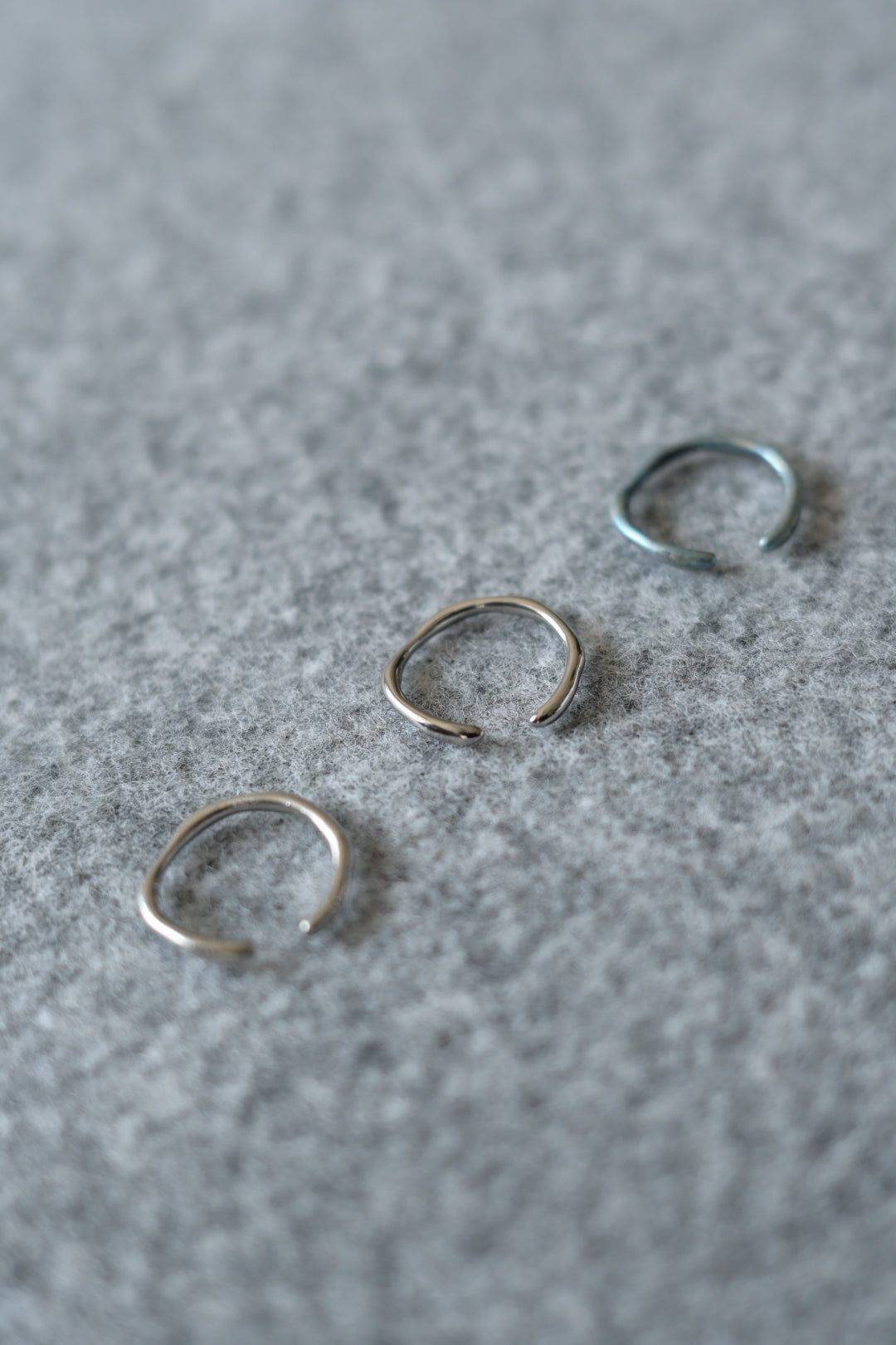 __22[ニニ] EarCuff - Uneven Frost