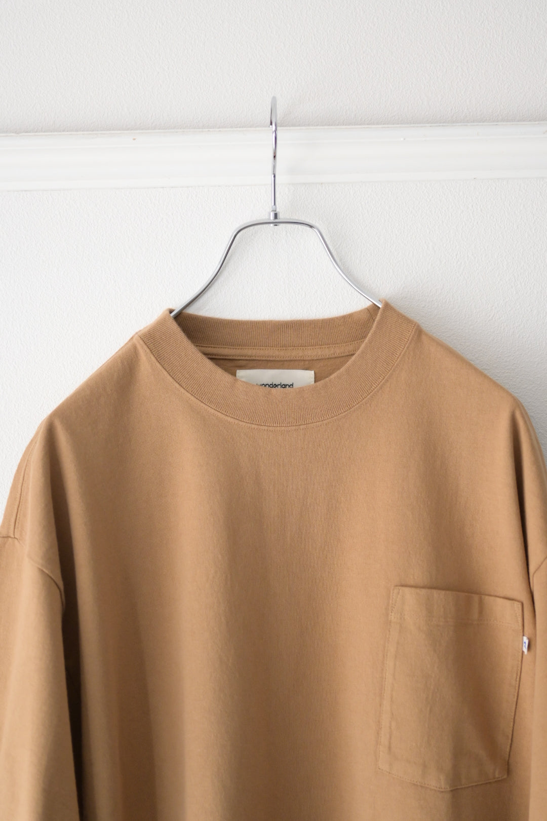 wonderland  - Daily T-shirts