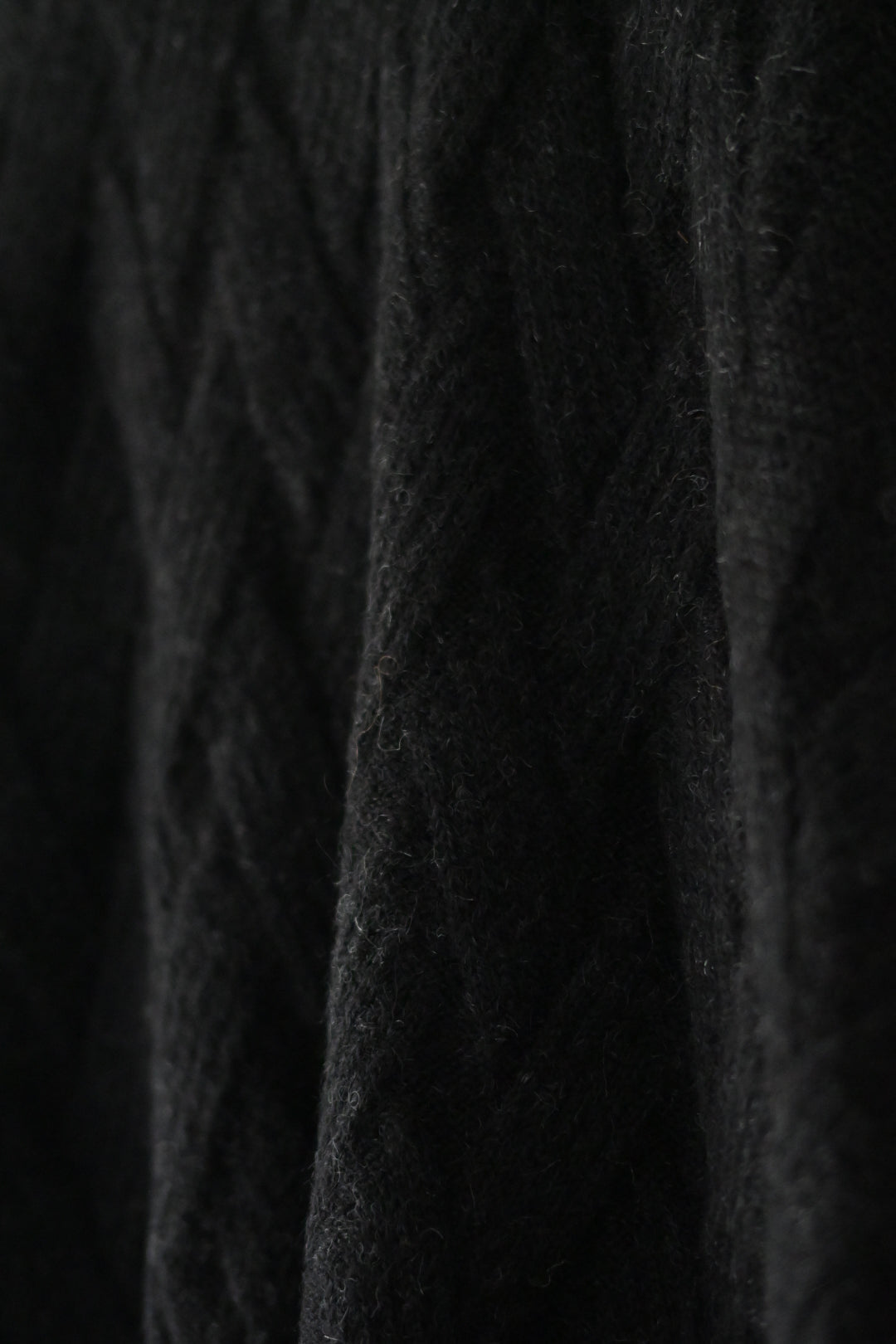 YASHIKI - Ochiba mohair Cardigan [BLACK]