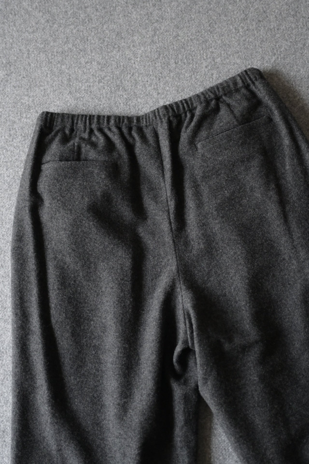 Blanc YM - CASHMERE WIDE PANTS [CHARCOAL GRAY] – turf