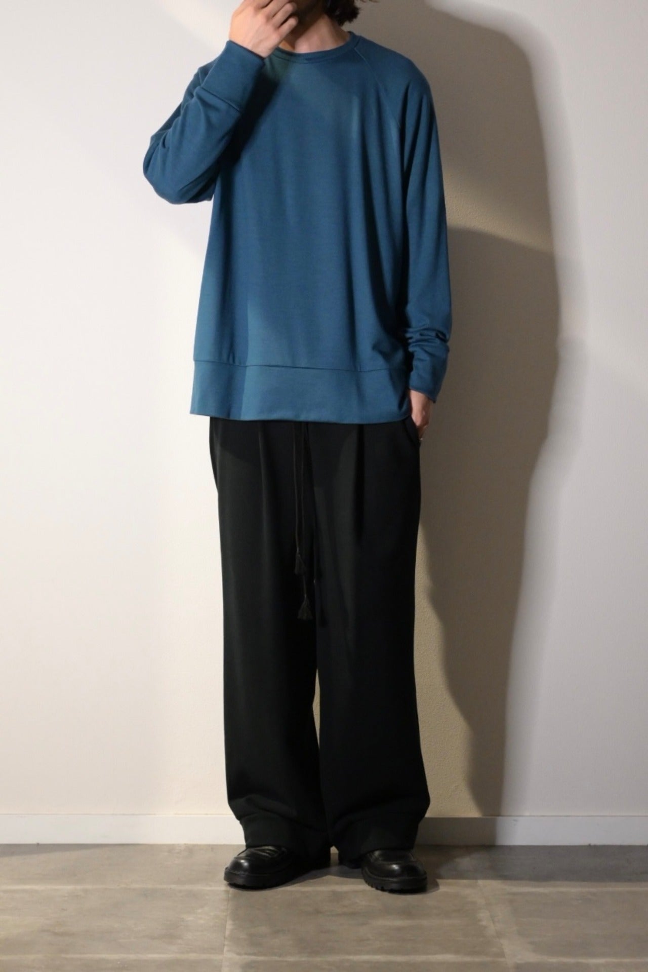 VUm - basic long knit [LIGHT BLUE]
