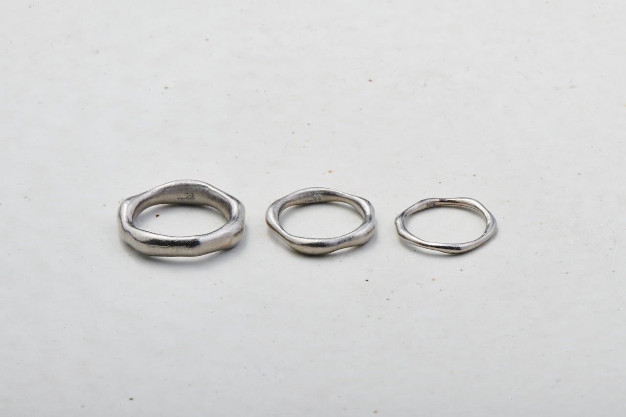 Ring - Uneven Frost 2