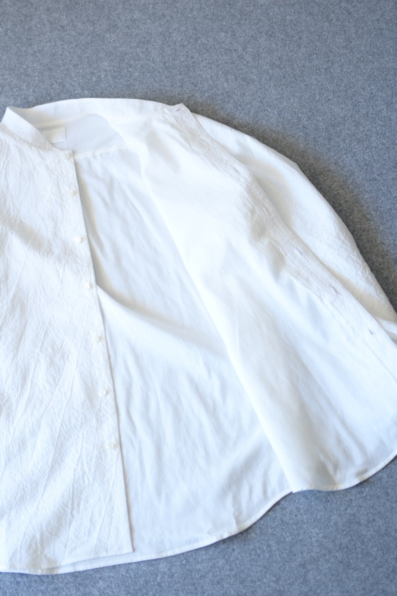 山内 - 塩縮加工ラミーシャンブレーシャツ 羽襟無し [white]