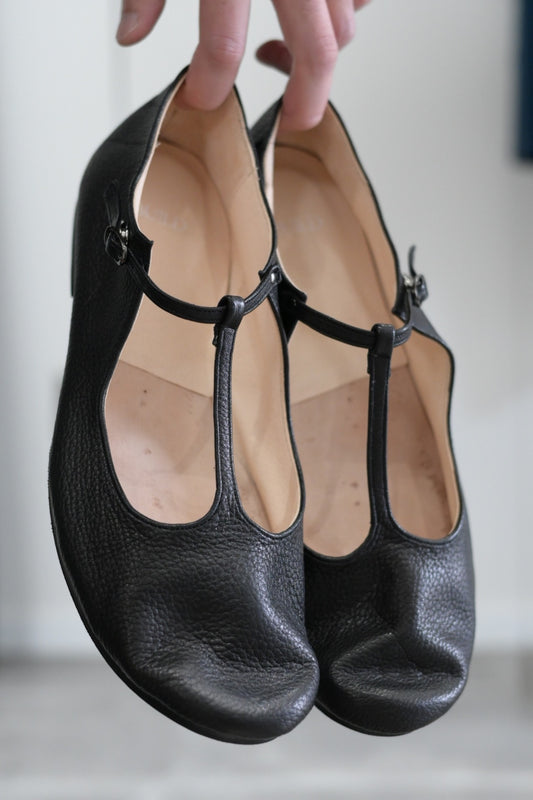 BUILD - T bar shoes
